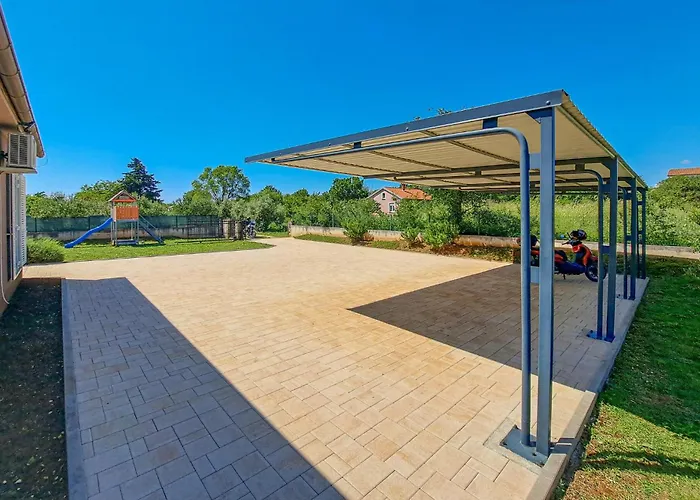 Pet Friendly In With Kitchen Hébergement de vacances Pula