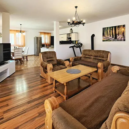 Pet Friendly In With Kitchen Tatil Evi Pula