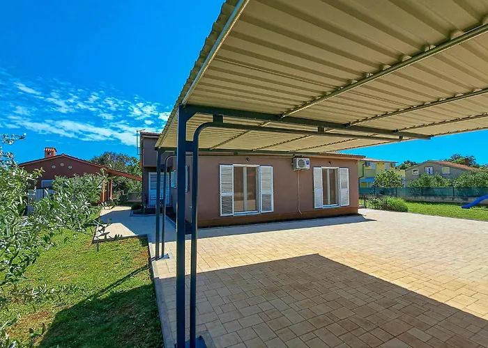 Pet Friendly In With Kitchen Ferienhaus