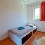 4 Bedroom Lovely In